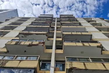Imagem ilustrativa da imagem Crea-ES faz vistoria e relata estado de corrosão em edifício na Praia da Costa