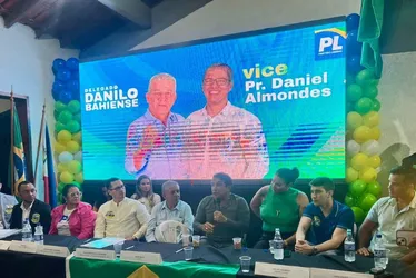 Imagem ilustrativa da imagem Danilo Bahiense confirma candidatura e define pastor como vice em Guarapari