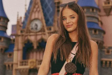 Imagem ilustrativa da imagem Docinhos de luxo e vestido princesa: veja como será festa de 15 anos de Rafa Justus