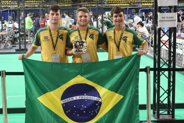 Imagem ilustrativa da imagem Equipe do Ifes entre as 5 melhores do mundo na robótica