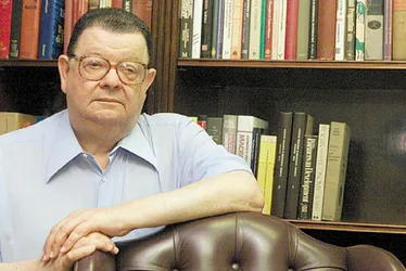 Imagem ilustrativa da imagem Ex-ministro Delfim Netto morre aos 96 anos