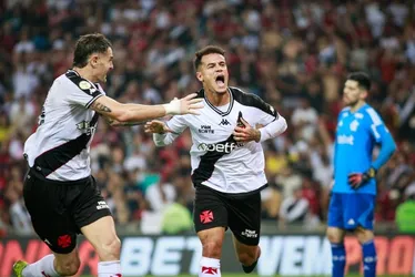 Imagem ilustrativa da imagem Flamengo domina clássico, mas Vasco busca empate com gol de Coutinho após 14 anos