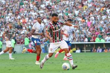 Imagem ilustrativa da imagem Fluminense vence 4º jogo seguido, mas continua no Z4 do Brasileirão