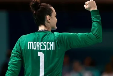 Imagem ilustrativa da imagem Gabi garante no gol e Brasil estreia com triunfo no handebol feminino em Paris