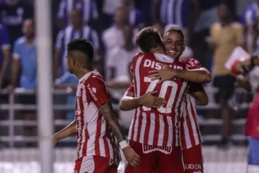 Imagem ilustrativa da imagem Gols, emoção e confusão: empate movimenta Série C entre CSA e Náutico