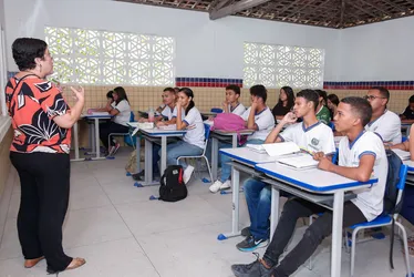 Imagem ilustrativa da imagem Governo de Pernambuco nomeia 118 professores para a Rede Estadual