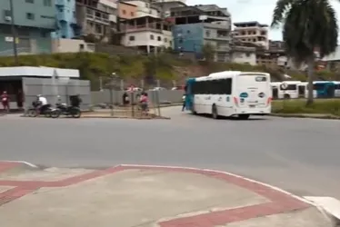 Imagem ilustrativa da imagem Homem é preso após cometer abuso sexual dentro de banheiro em terminal do Transcol