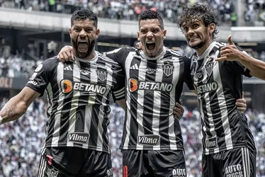 Imagem ilustrativa da imagem Galo joga para confirmar vaga