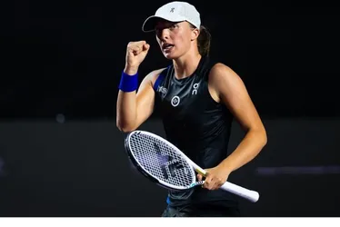 Imagem ilustrativa da imagem Número um, Iga Swiatek avança no US Open contra 104ª do mundo