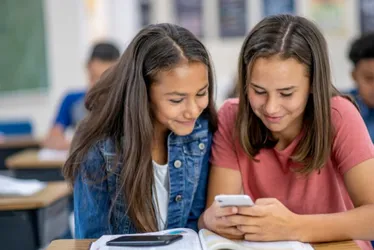 Imagem ilustrativa da imagem 43% das crianças de até 12 anos têm celular, diz pesquisa