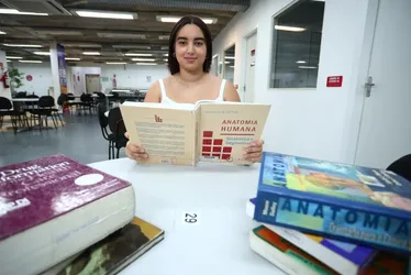 Imagem ilustrativa da imagem Inscrições para 3.443 bolsas em faculdades