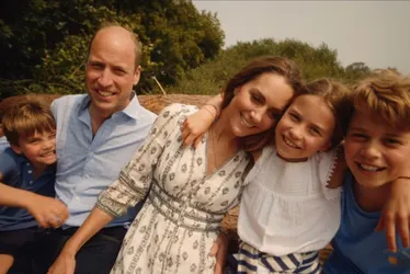 Imagem ilustrativa da imagem Kate Middleton celebra fim da quimioterapia