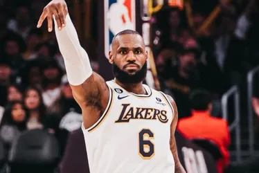 Imagem ilustrativa da imagem LeBron James critica campo da Neo Química Arena no jogo da NFL: 'É horrível'
