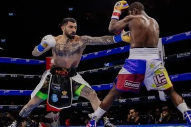 Imagem ilustrativa da imagem Lenda do boxe, Floyd Mayweather é vaiado após luta de exibição no México