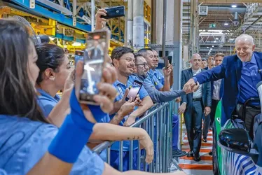 Imagem ilustrativa da imagem Lula defende fim de imposto sobre Participação nos Lucros de trabalhadores