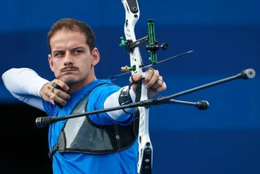 Imagem ilustrativa da imagem Marcus D'Almeida é eliminado no tiro com arco