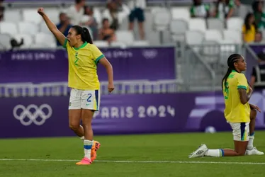 Imagem ilustrativa da imagem Diretora de futebol do Corinthians revela interesse em Marta