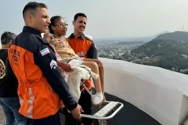 Imagem ilustrativa da imagem Médicos e bombeiros se unem para realizar sonho de pacientes