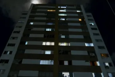 Imagem ilustrativa da imagem Menina de três anos cai do 7º andar de prédio e morre em Salvador