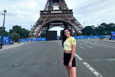 Imagem ilustrativa da imagem Nadadora brasileira é expulsa de Paris-2024 por "atos de indisciplina", diz COB