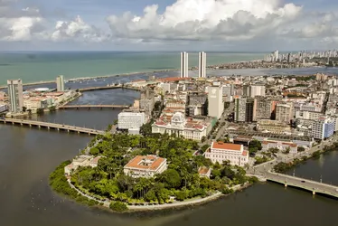 Imagem ilustrativa da imagem Nossa Senhora do Carmo: confira o que abre e fecha no Recife durante o feriado