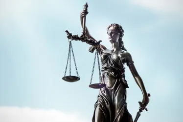 Imagem ilustrativa da imagem Ex-gerente vai indenizar banco por 'subtrair' R$ 1,7 milhão da conta de cliente