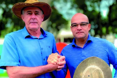 Imagem ilustrativa da imagem PL e PRTB fecham aliança pela disputa da prefeitura em Aracruz