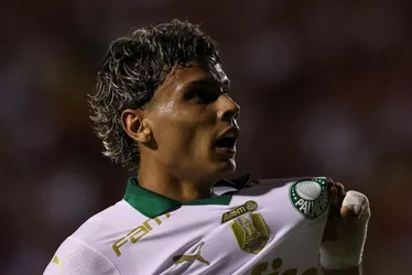 Imagem ilustrativa da imagem Palmeiras vê Richard Ríos como inegociável e esfria proposta milionária do PSG