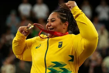 Imagem ilustrativa da imagem Paralimpíadas: Brasil tem dobradinha na canoagem e ouro no halterofilismo