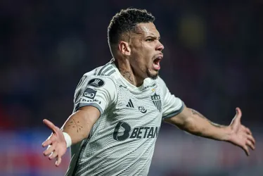 Imagem ilustrativa da imagem Paulinho marca e Atlético-MG arranca empate na Argentina pela Libertadores