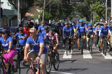 Imagem ilustrativa da imagem Pedalaço da Independência reúne famílias e atletas em passeio de belas paisagens