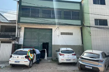 Imagem ilustrativa da imagem Polícia desmantela esquema de falsificação de azeite de oliva em Jaboatão