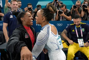Imagem ilustrativa da imagem Quando Rebeca Andrade e Simone Biles se enfrentam novamente?