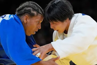 Imagem ilustrativa da imagem Rafaela Silva é desclassificada e perde disputa pelo bronze no judô