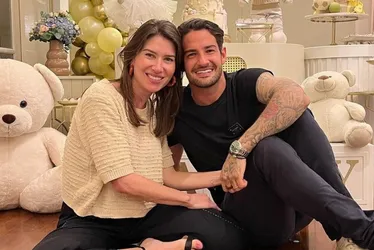 Imagem ilustrativa da imagem Rebeca Abravanel se declara para Pato: 'Faz meu coração bater mais forte'