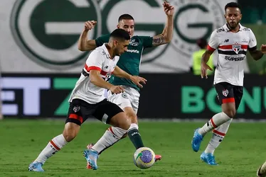 Imagem ilustrativa da imagem São Paulo avança às quartas da Copa do Brasil com briga no fim do jogo em Goiânia