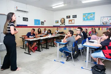 Imagem ilustrativa da imagem Secretaria de Educação oferta 8,3 mil vagas em cursos gratuitos de idiomas