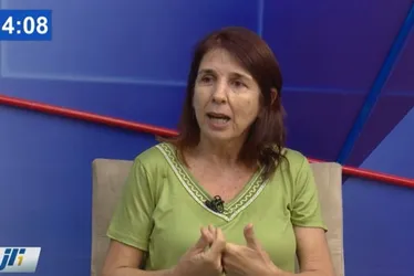 Imagem ilustrativa da imagem Simone Fontana propõe tarifa zero e estatização do transporte público no Recife