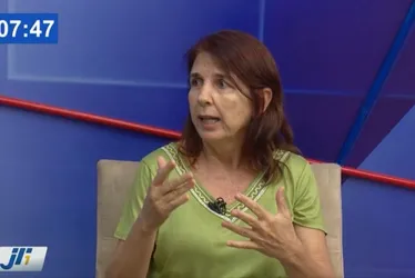 Imagem ilustrativa da imagem Simone Fontana propõe tarifa zero e estatização do transporte público no Recife