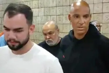 
          Imagem ilustrativa da imagem Sport recebe Ituano já com novo treinador assistindo ao jogo na Arena
          