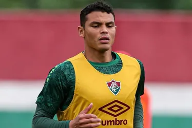 Imagem ilustrativa da imagem Thiago Silva diz que não estará em todos os jogos do Flu: 'tenho 39 anos'