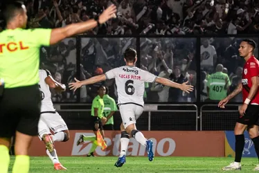 Imagem ilustrativa da imagem Vasco elimina Atlético-GO e volta às quartas de final da Copa do Brasil após 9 anos