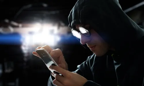 
          Imagem ilustrativa da imagem 803 mil pessoas com mais de 50 anos foram alvo de golpistas
          