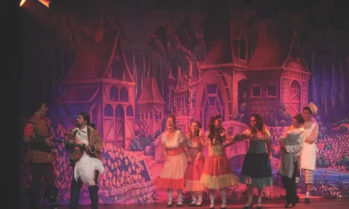 
          Imagem ilustrativa da imagem A Bela e a Fera em espetáculo musical
          