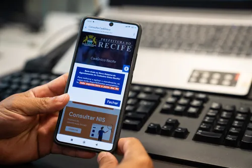 
          Imagem ilustrativa da imagem Agendamento do Cadastro Único no Recife agora pode ser feito via aplicativo
          