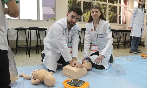 
          Imagem ilustrativa da imagem Ajuda para adolescentes escolherem profissão
          