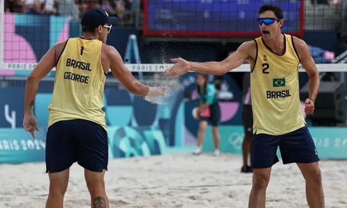 
          Imagem ilustrativa da imagem André e George perdem de alemães e terminam em nono lugar no vôlei de praia
          