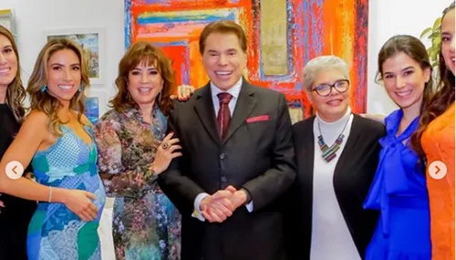 
          Imagem ilustrativa da imagem Após morte de Silvio Santos, saiba de quem é o SBT e a fortuna do apresentador
          