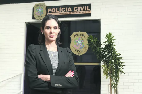 
          Imagem ilustrativa da imagem Aposentada cai em golpe do amor e perde R$ 444 mil
          