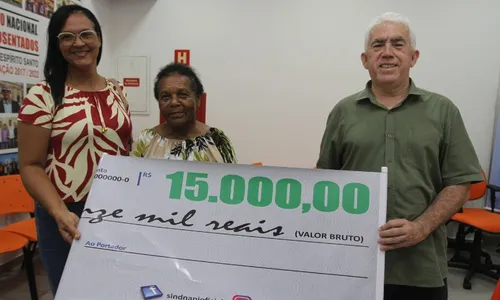 
          Imagem ilustrativa da imagem Aposentada “foge” de prêmio por medo de golpe
          